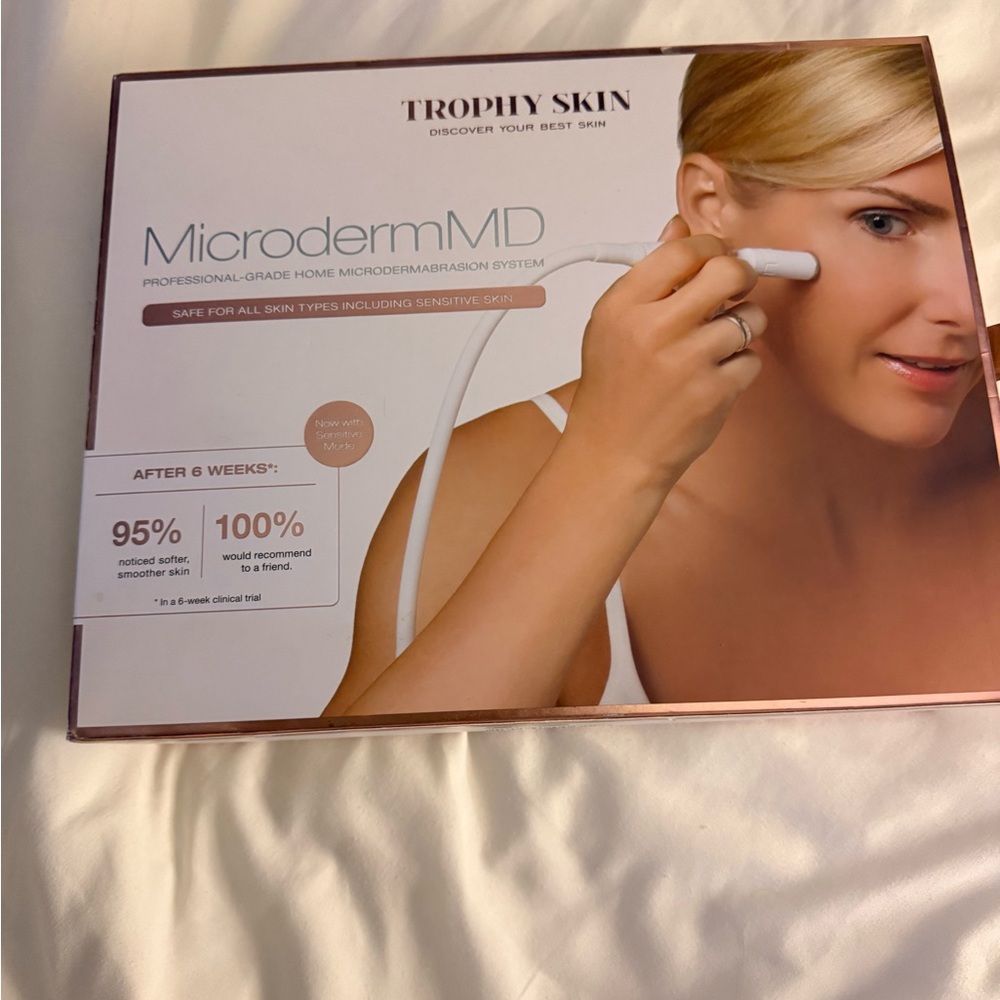 Trophy Skin MicrodermMD Home Microdermabrasion System - White